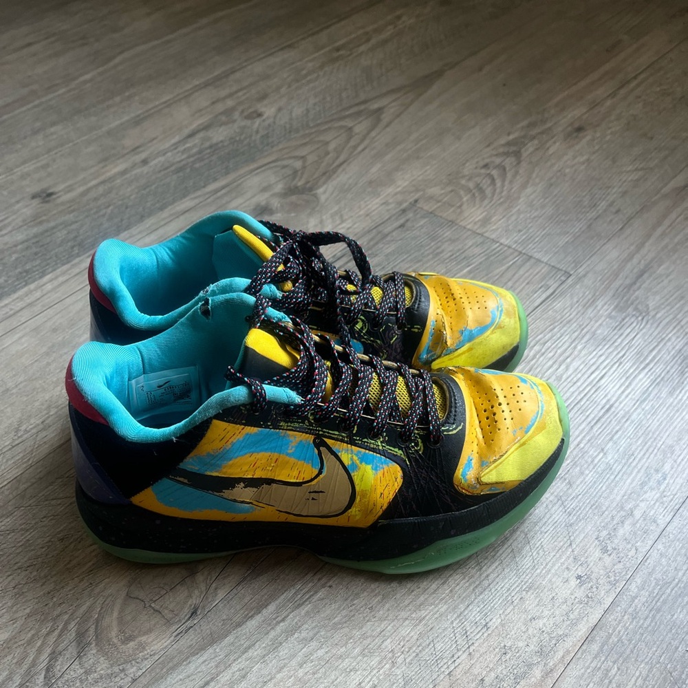 Kobe 5 Prelude Basketball Shoes